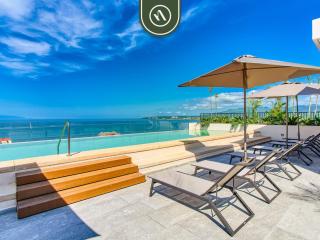 New 1 BR Condo with Amazing Rooftop Pool - Jacuzzi - 0