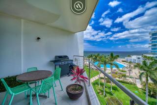 Oceanview 2 BR Condo - Beachclub - Pool - Ocean - 0