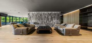 Elegant 2-Bedroom Luxury Apartment in Albert Park with Parking, Gym and Pool - 5