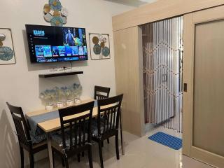 Greece Theme Boni MRT Train Edsa 1BR with Netflix Prime HBO Max Fast Internet Pool Light Mall - 4