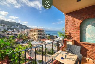 Ocean View 1Br Condo-Balcony-Beach-Pool - 606 - 0