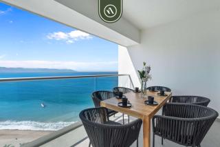 New Oceanfront 2 BR Condo - Gym - Beach - Pool - 0