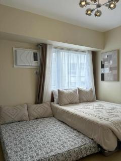 Spacious 1 Bedroom Condo in the Heart of Downtown - 8