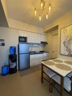 Spacious 1 Bedroom Condo in the Heart of Downtown - 2