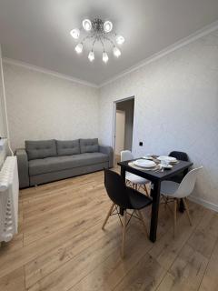 Центр Астаны, Абу Даби плаза, Линейный парк - Astana - 0