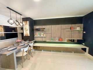 Private house in the city for Fam - 8