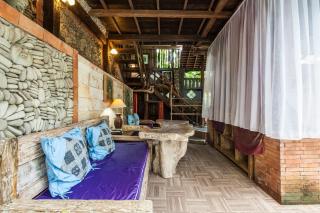 Secluded jungle villa w private pool & serene view - 2