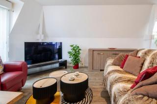 Beautiful apartment, shops within walking distance, Vannes 5 min - 0