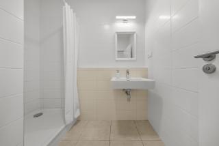 Air conditioned 1 room apartment with parking, new building, Ružinov - 3