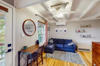 Tree Top Cabin - 1