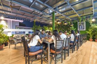 FabHotel Hari Residency - 5