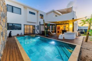 Grand Ānaya II - Luxury 5br Villa - 2x Pools & Jacuzzi - Cinema Room - 5