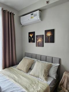 Cozy Studio with Balcony and Pool Near Airport and Beaches - 0