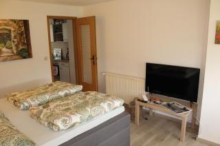 Ferienwohnung "Feldblick" Schuhmacher - 2