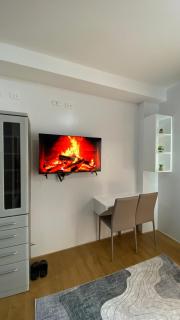 Honey's Staycation - 3