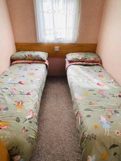 6 Berth Caravan Skgeness Walshs Holiday Park - 6