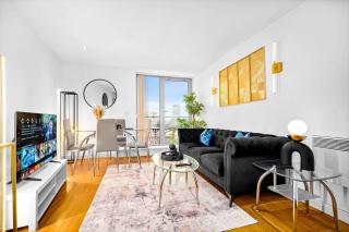 Stylish Apartment - City Centre - Secure Parking - Fast Wifi - Balcony 279O - 0
