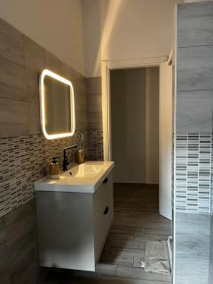 Tropical Cocoon in Monza - 4