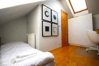 Atmospheric Apartment close to Old Town by Rently - 2