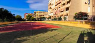 Cozy Apartment on Calle Helena, 8 Minutes from the Beach - 8