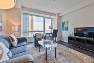 Modern Harbor Front Apartment - 8