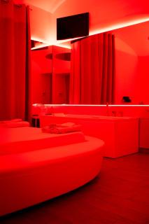 Red Light Room - 9