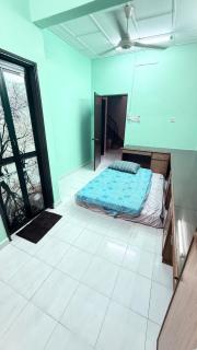 1573 Guesthouse Seremban Jaya Homestay - 1