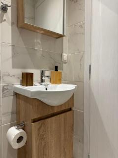 Private Mini Suite - 1