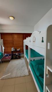 Tratoli JBR Luxury Hostel with Sea View Shared - 8