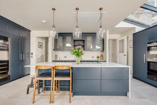 Designer 6-Bed Putney Home with AC - Londres - 7