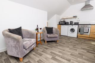 Mowbray's Nook - 1