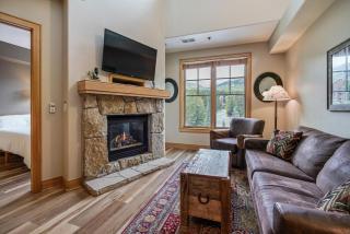 Park Avenue Lofts 302 - 2