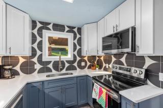 Rink Side Retreat - 3