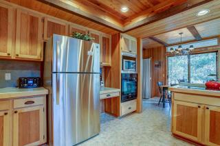22 Rogue Home with Private Game Room - 8