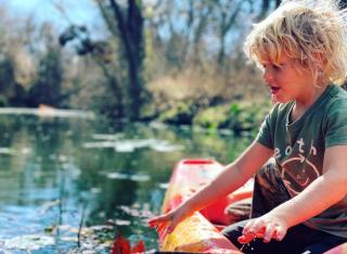 Texas Waterside Escape: Glamping Holiday in a Tented Cabin with Shared Comforts - 7