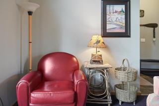 28 Big Leaf home - 6