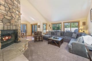 15 Lassen Ln home - 2
