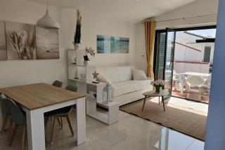 Maxine Mare Blu - Sleeps 4 - 3 Mins To Beach - 8
