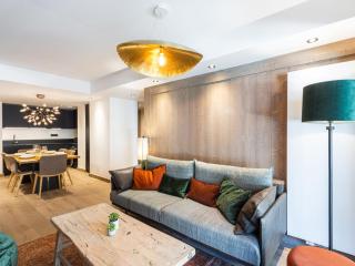 Appartement centre village, moderne, 3*, accès pistes, parking, WiFi - FR-1-598-95 - 1