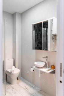 Boutique Loft 1 next to Torres de Serrano - 1