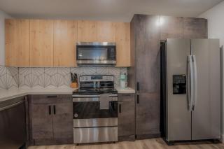 The Barbee 161 - Full Courtyard View At The Barbee - 2