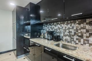 Lotus - 3 BDR Penthouse in the middle of town! - 4