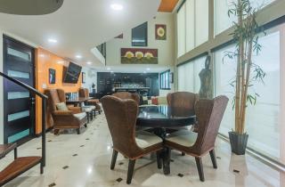 Lotus - 3 BDR Penthouse in the middle of town! - 9