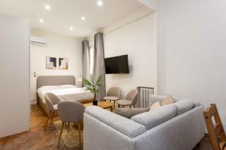 Urban Nest Retreat - 0