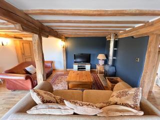 Cosy family friendly barn near Southwold - 0