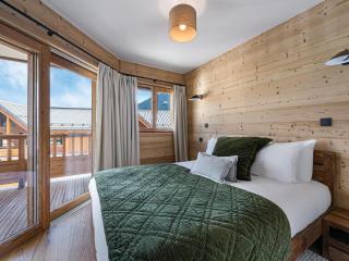 Magnifique duplex neuf à Courchevel, 4 chambres, garage, balcon - FR-1-563-34 - 1