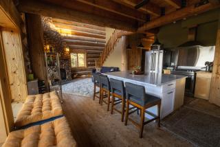 Adams Rest cabin - 1