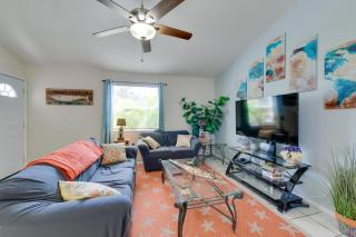 Couples Getaway Near Historic Downtown Venice! - 9