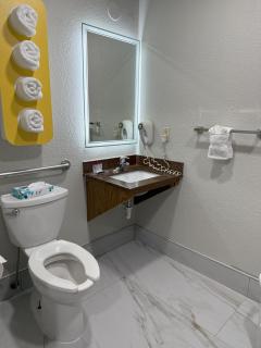 TownHouse Extended Stay Hotel Downtown - 1