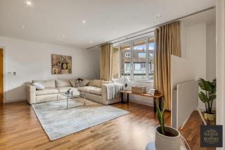 Luxury Two Bedroom Apartment - Across Harrods - 9